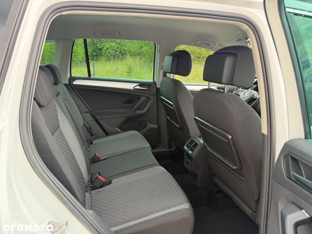 Volkswagen Tiguan 1.6 TDI SCR Comfortline - 22