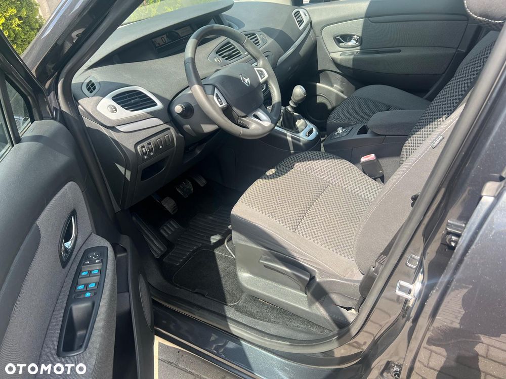 Renault Scenic TCe 130 Dynamique - 8