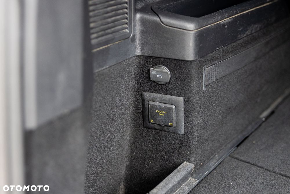 Volkswagen Touran 2.0 TDI BMT Highline DSG - 35