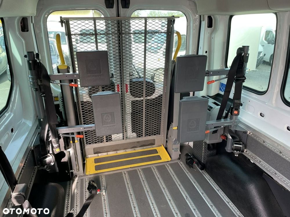 Ford Transit - 9