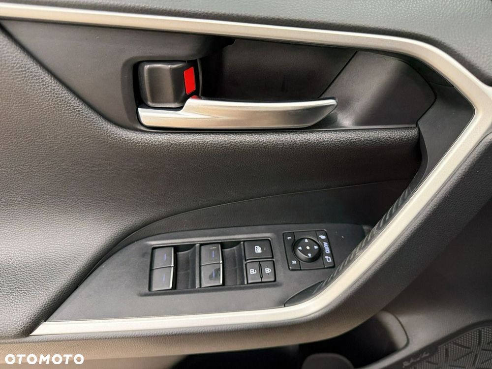 Toyota RAV4 - 14
