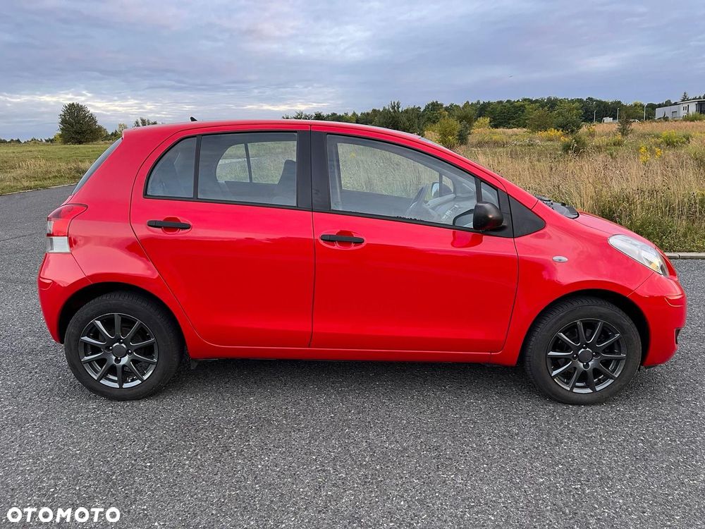 Toyota Yaris 1.0 Terra A/C - 6