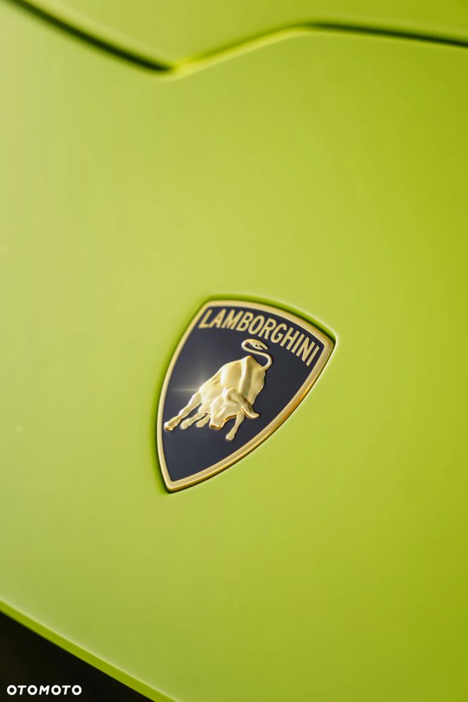 Lamborghini Huracan - 5