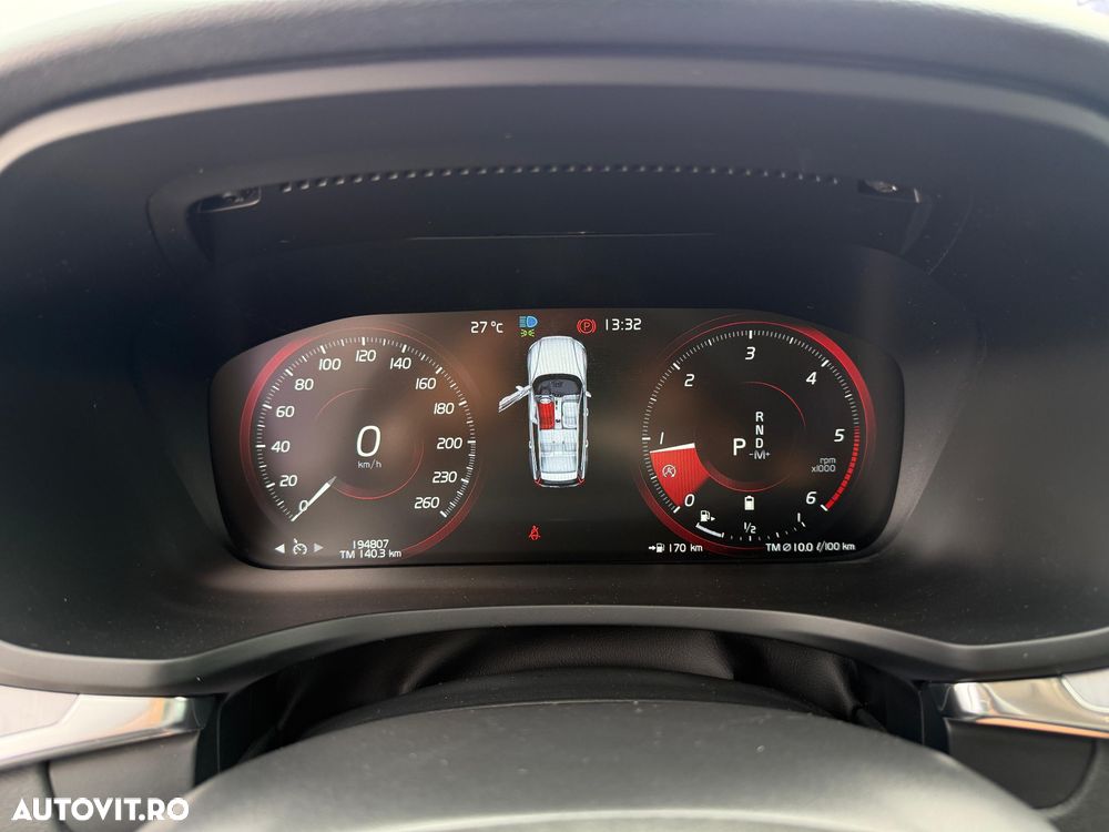 Volvo V60 B4 D Geartronic Momentum Pro - 26