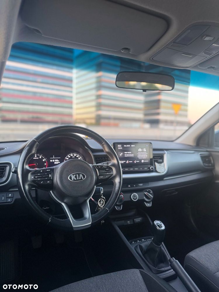 Kia Stonic 1.0 T-GDI L - 11