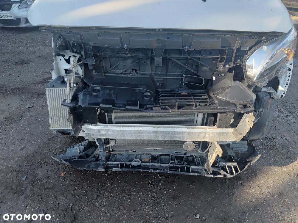 Peugeot EXPERT BLASZAK SREDNI NOWY MODEL - 16