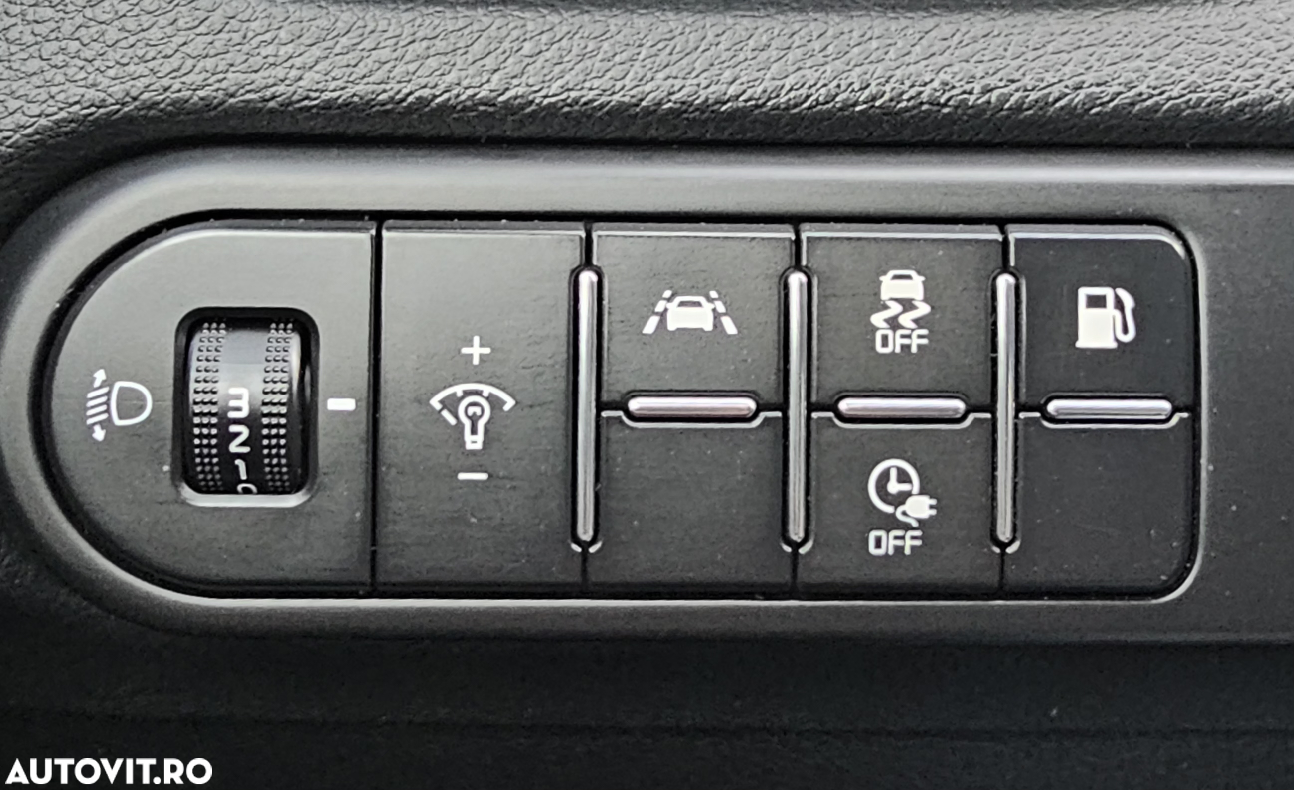 Kia Ceed SW 1.6 GDI DCT OPF Plug-in-Hybrid Platinum Edition - 18