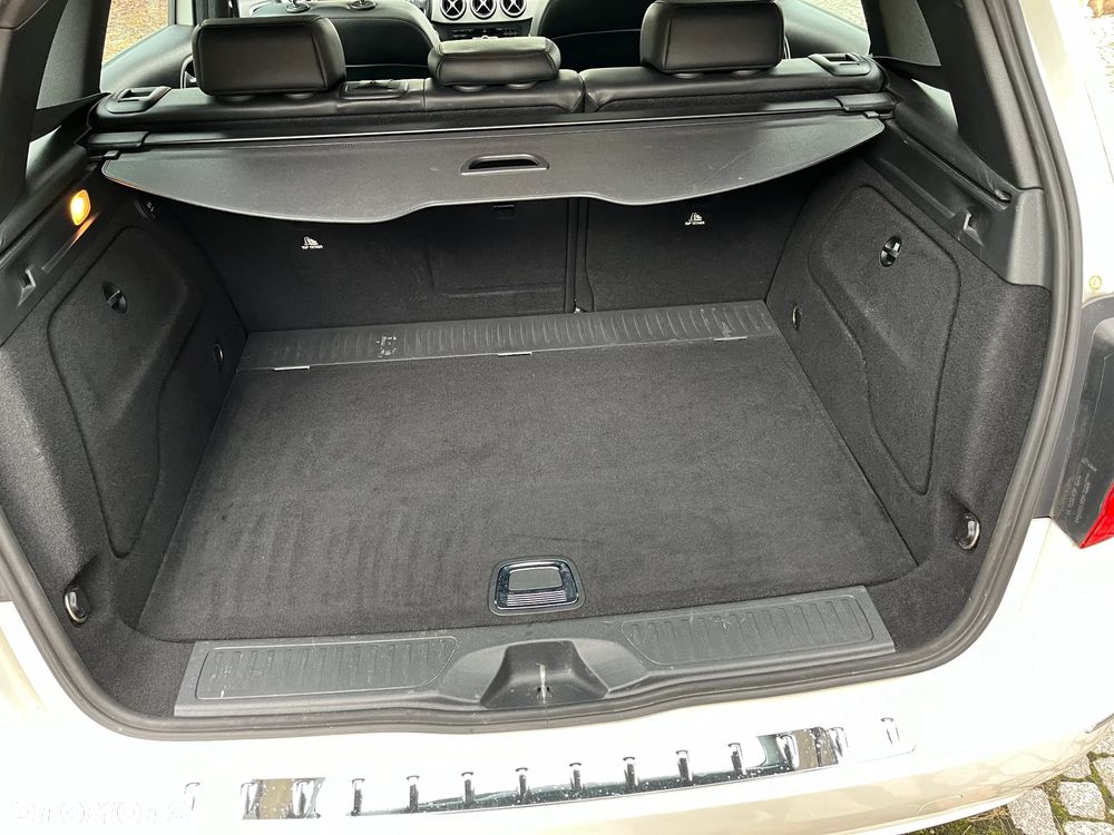 Mercedes-Benz Klasa B 200 CDI (BlueEFFICIENCY) - 30