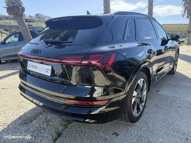 Audi e-tron 55 quattro - 12
