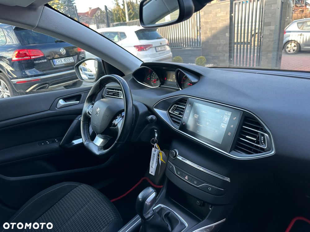 Peugeot 308 PureTech 110 Stop & Start Style - 8