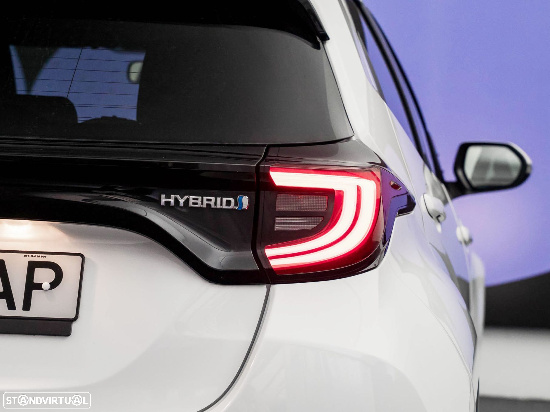 Toyota Yaris 1.5 HDF Exclusive - 10