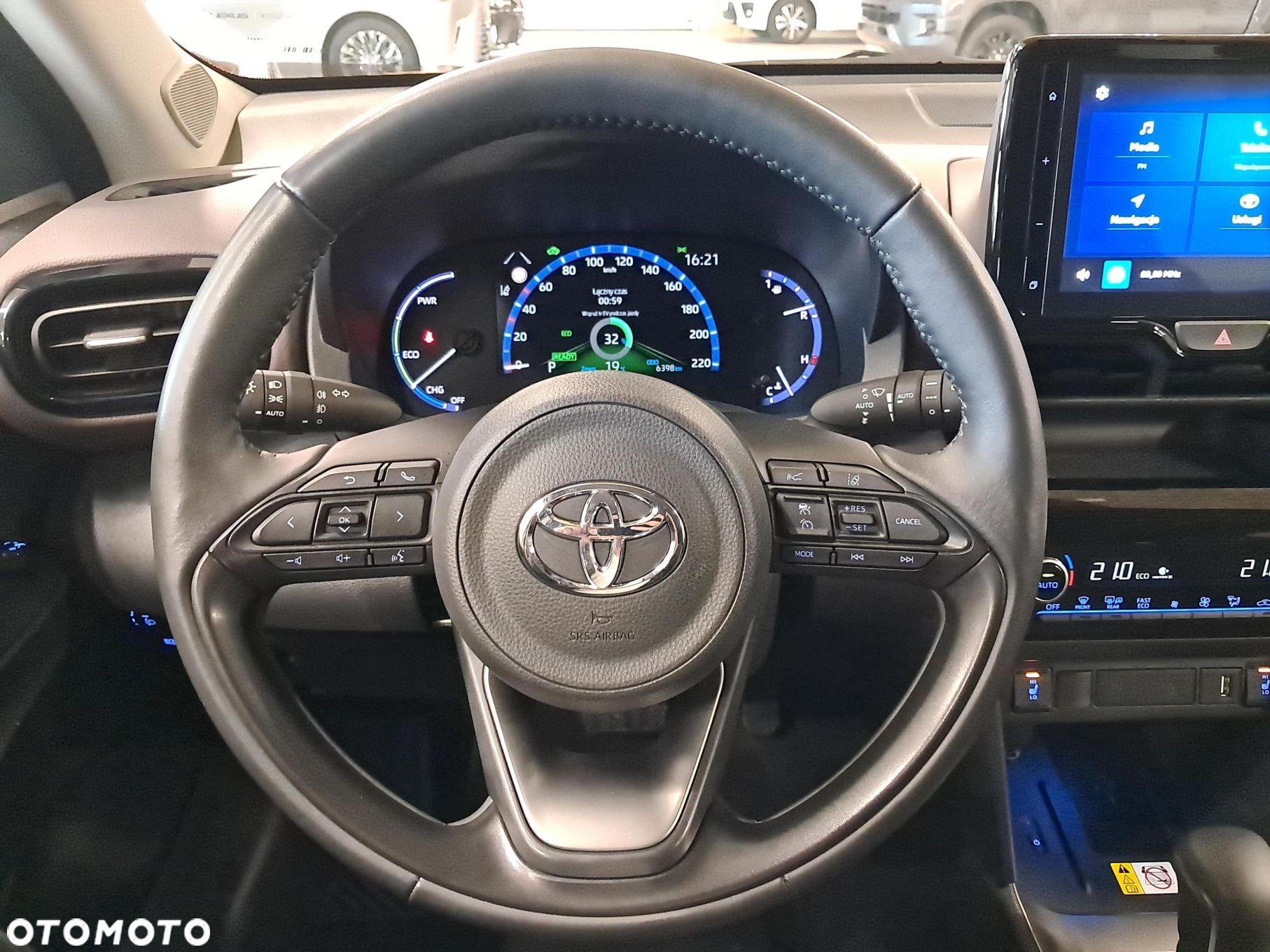 Toyota Yaris Cross - 21