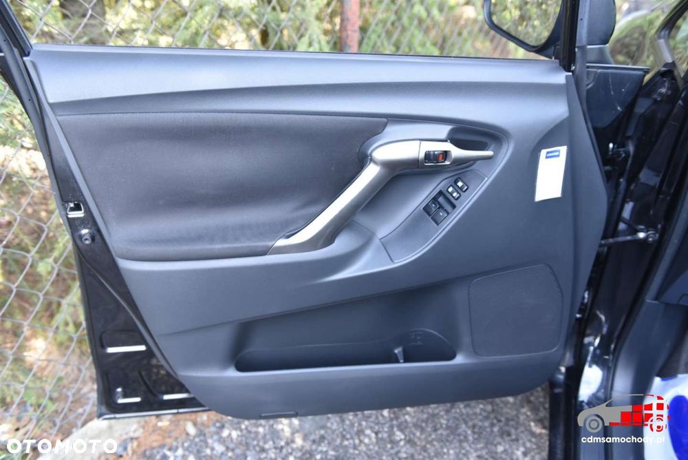 Toyota Verso 1.6 5-Sitzer Comfort - 12