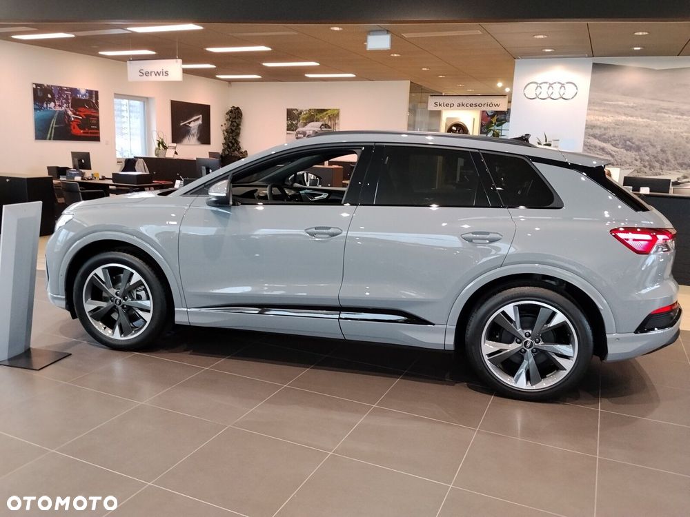 Audi Q4 e-tron - 6