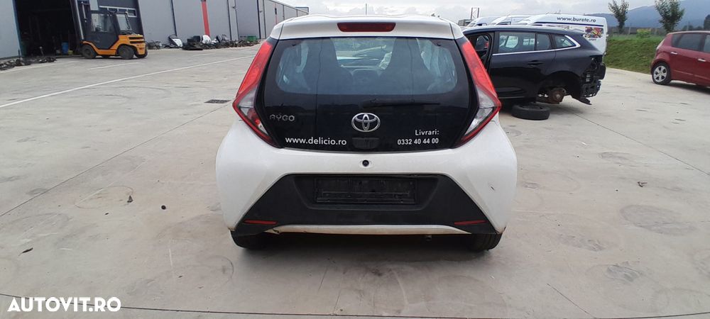 Dezmembram Toyota Aygo 1.0 VVT-i - 1