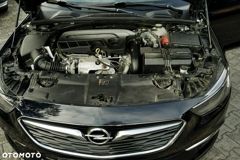Opel Insignia - 8