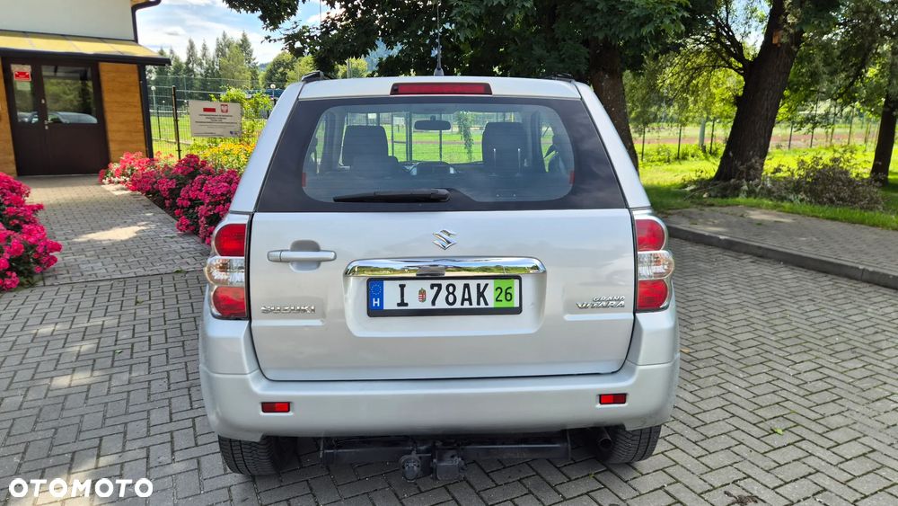 Suzuki Grand Vitara 1.6 Club - 13