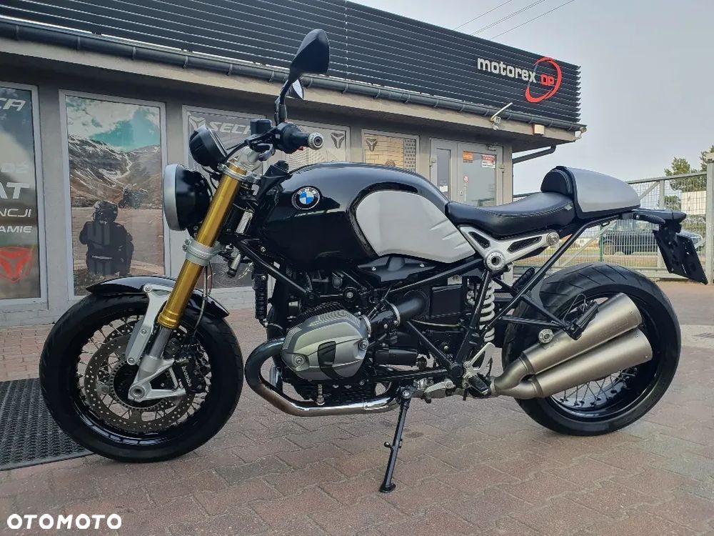 BMW R - 1
