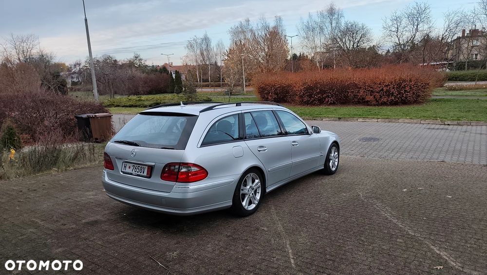 Mercedes-Benz Klasa E 300 BlueTEC 7G-TRONIC Avantgarde - 17