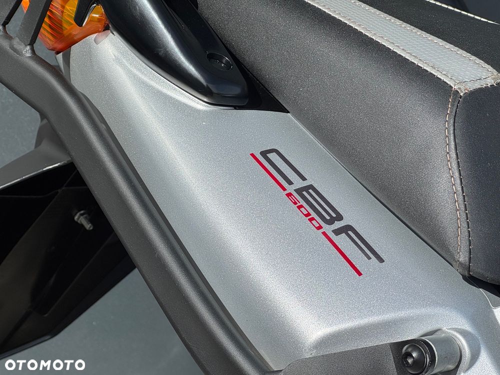 Honda CBF - 7
