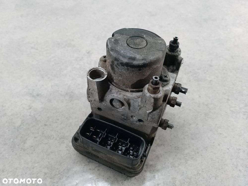POMPA ABS TOYOTA AVENSIS VERSO 44510-44110 89541-44130 133800-0180  DENSO - 3