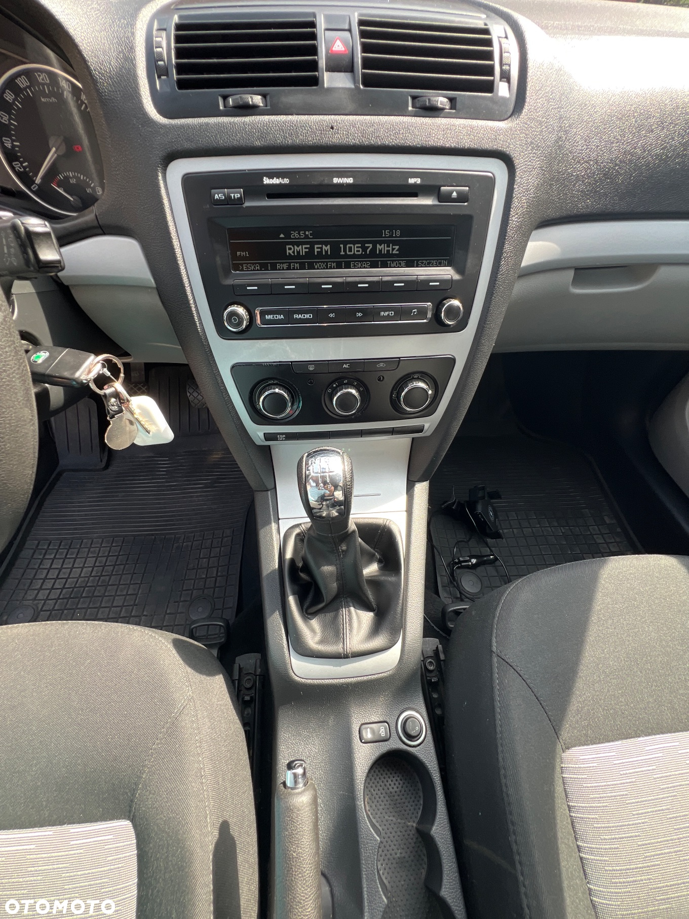 Skoda Octavia 1.6 - 12