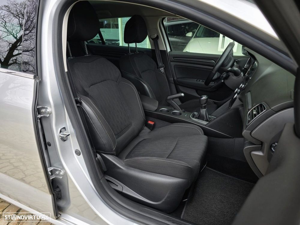 Renault Mégane Sport Tourer 1.5 Blue dCi Limited - 19