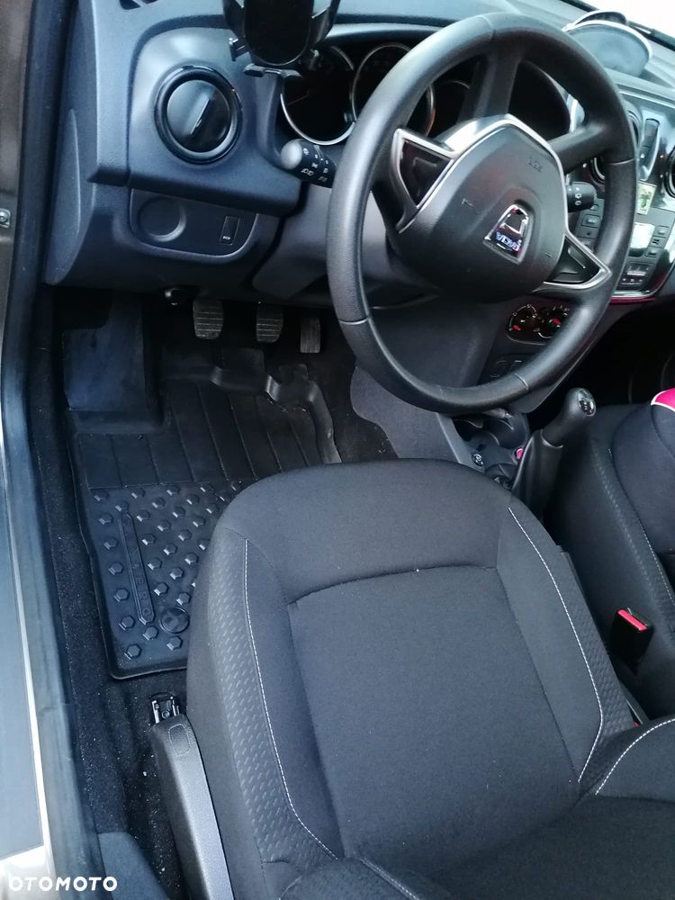 Dacia Sandero - 14