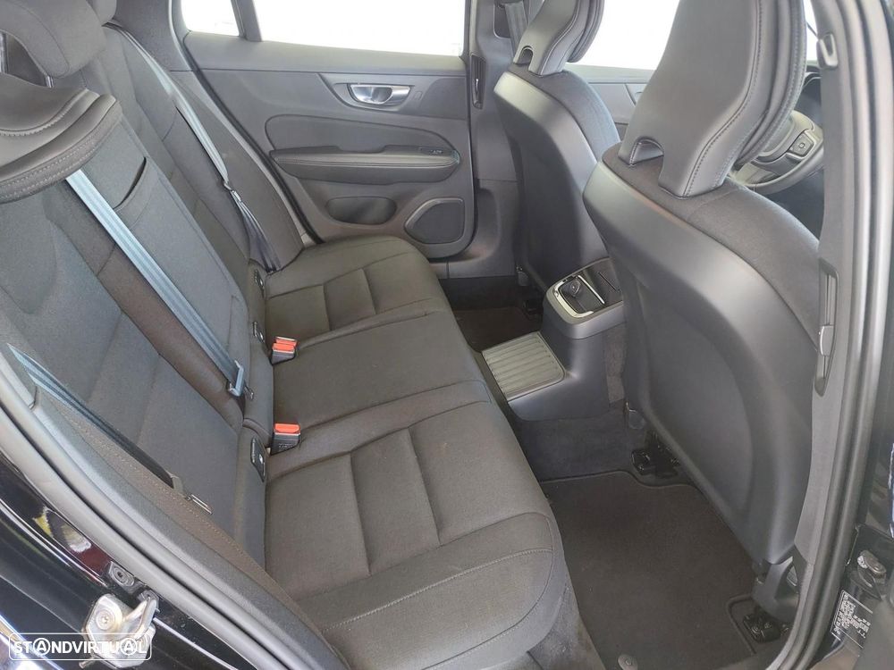 Volvo V60 2.0 T6 AWD TE Inscription Expression - 39