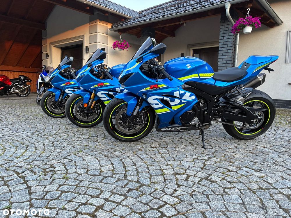Suzuki GSX-R - 34