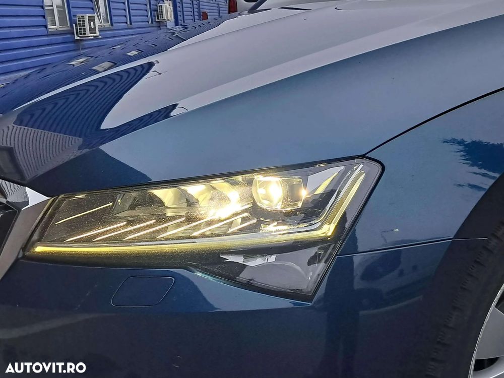 Skoda Superb 2.0 TDI DSG Style - 20