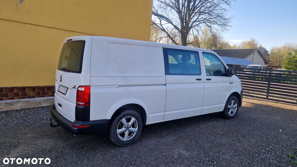 Volkswagen Transporter - 2