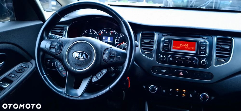 Kia Carens 1.7 CRDi XL 7os - 15