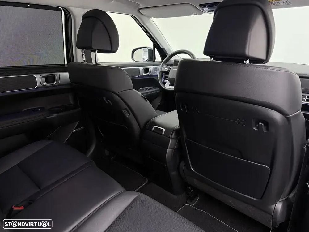 Hyundai Santa Fe 1.6 Plugin-Hybrid 4WD 7L Signature - 27