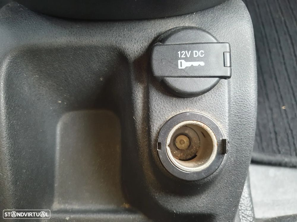Fiat DOBLO MULTIJET 3 LUGARES A/C - 14