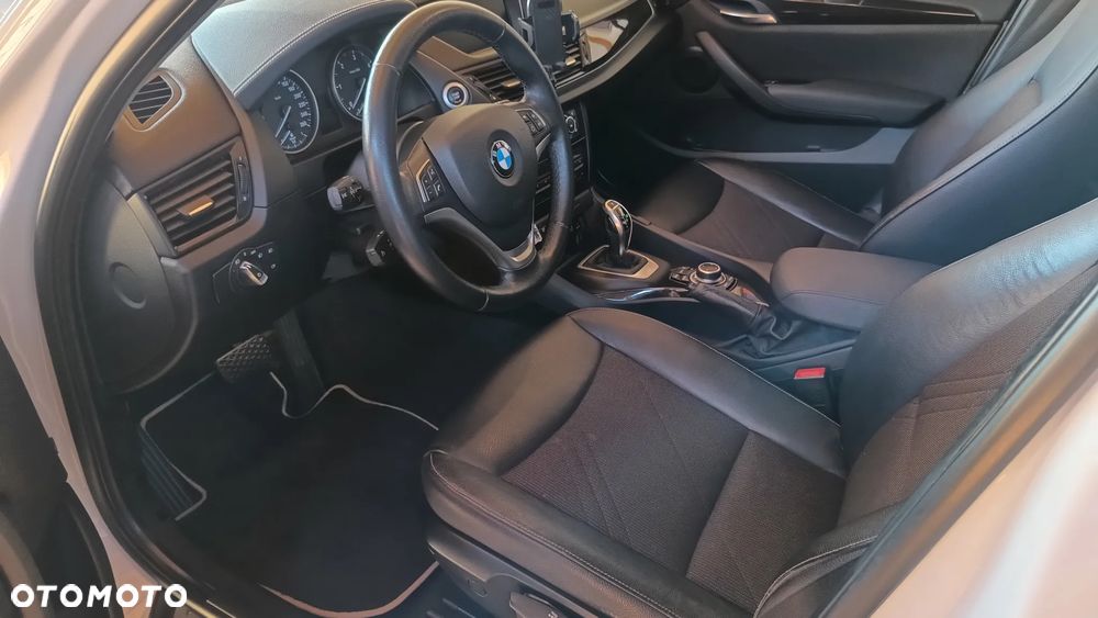 BMW X1 xDrive20d xLine - 8