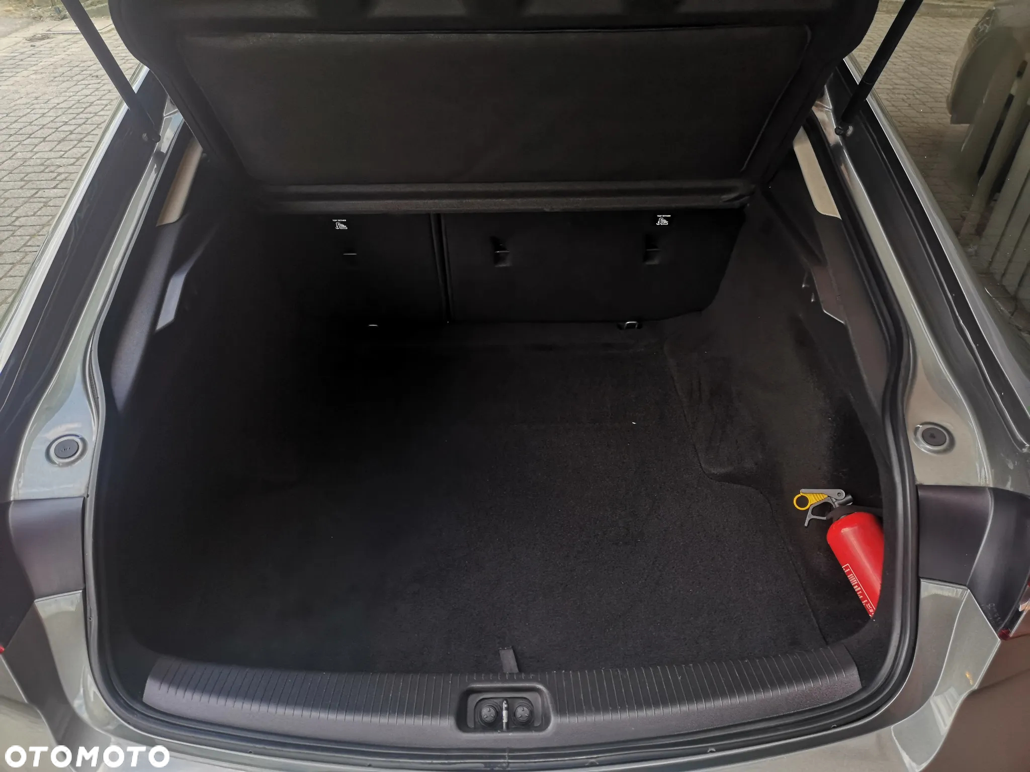 Opel Insignia 1.5 T Elite S&S - 23