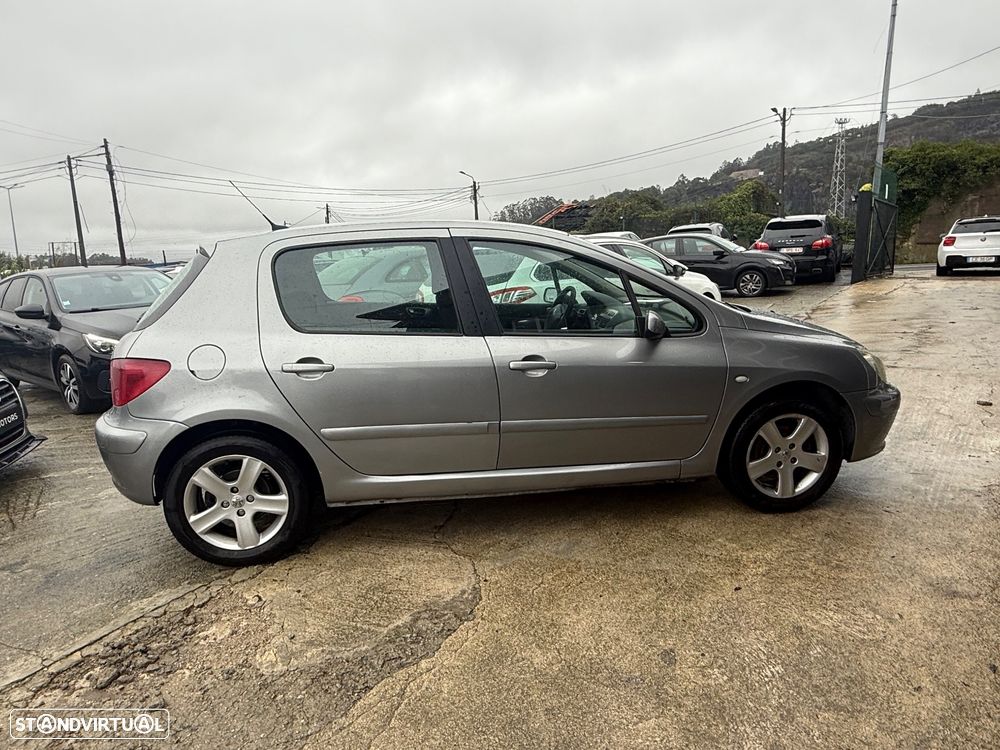 Peugeot 307 2.0 HDi 136 XSi - 31