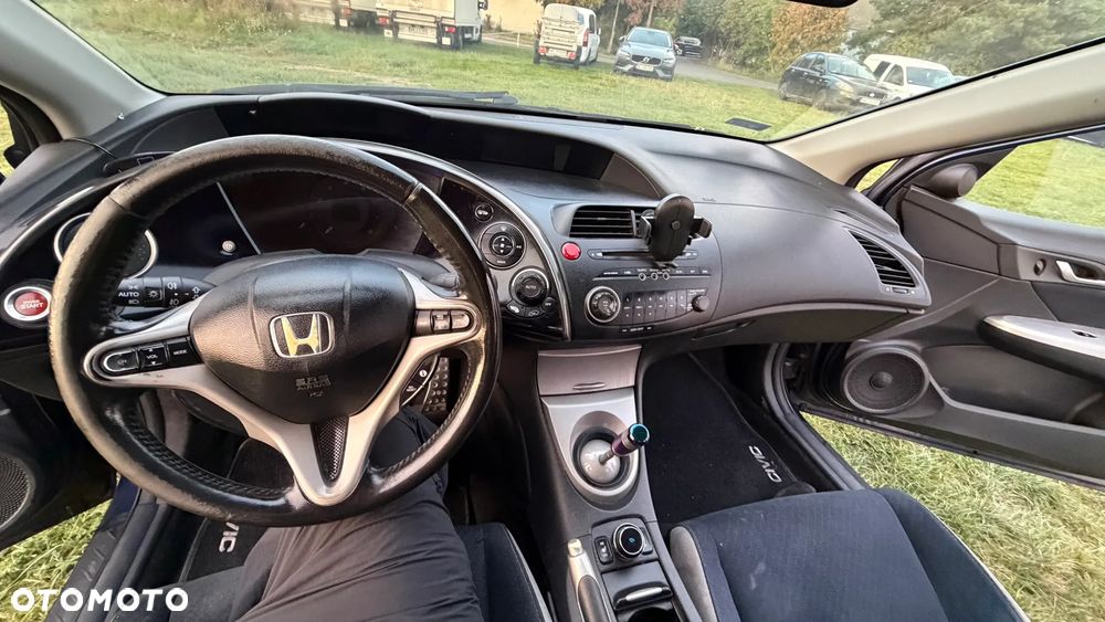 Honda Civic 1.8 Comfort - 2