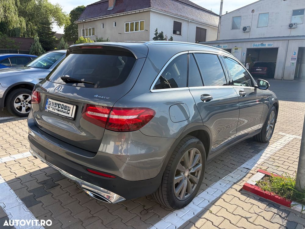Mercedes-Benz GLC - 9