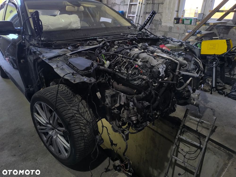 Audi A8 4.2 TDI clean diesel L Quattro - 2