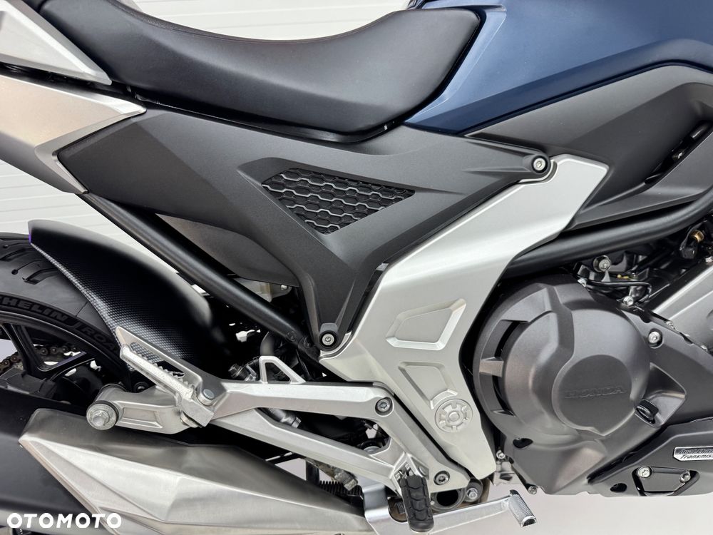 Honda NC - 20