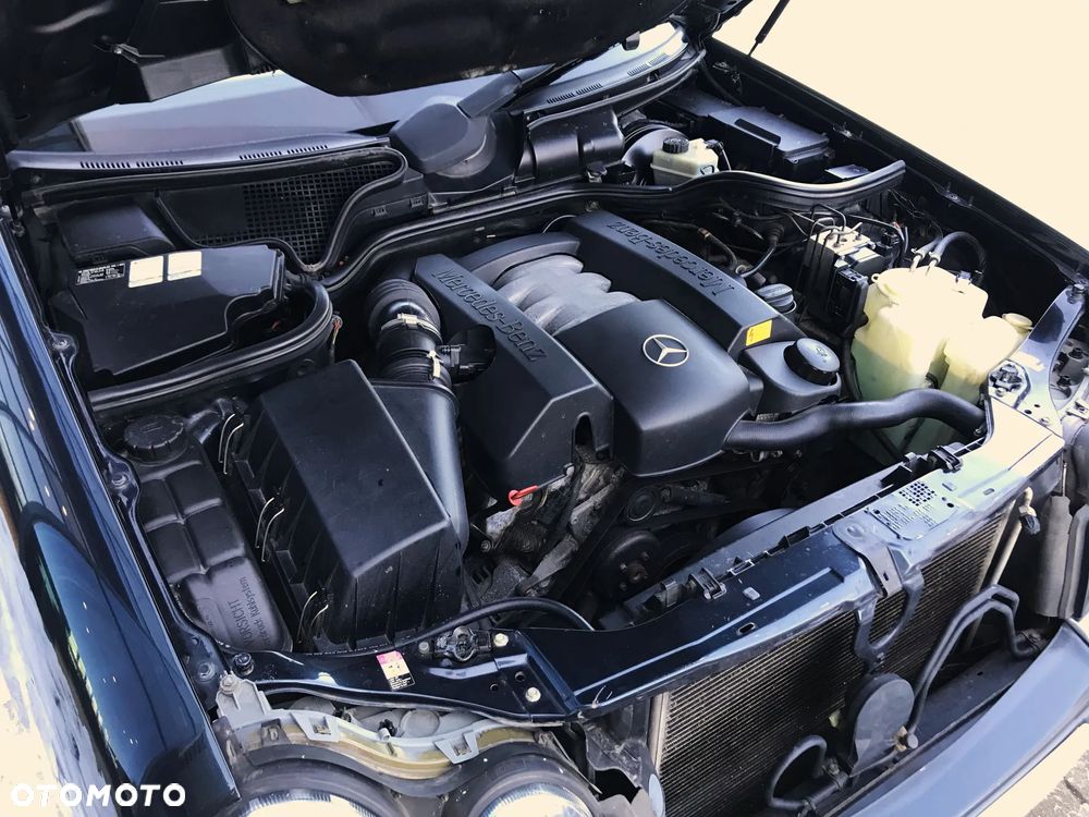 Mercedes-Benz Klasa E - 10