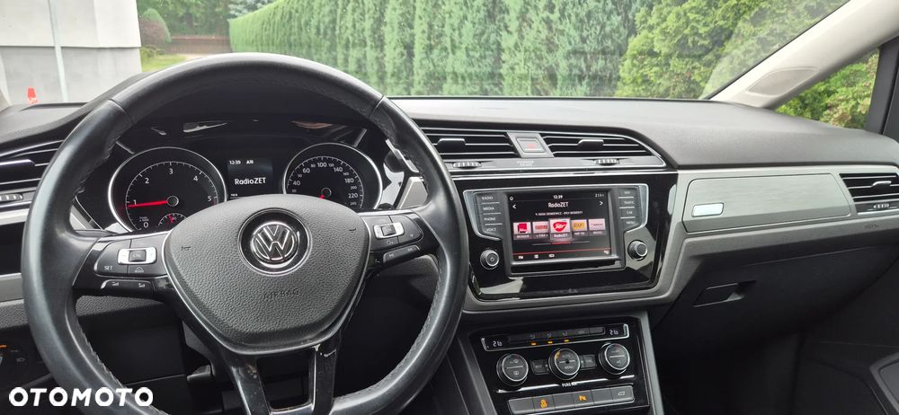 Volkswagen Touran 2.0 TDI BMT Comfortline - 13