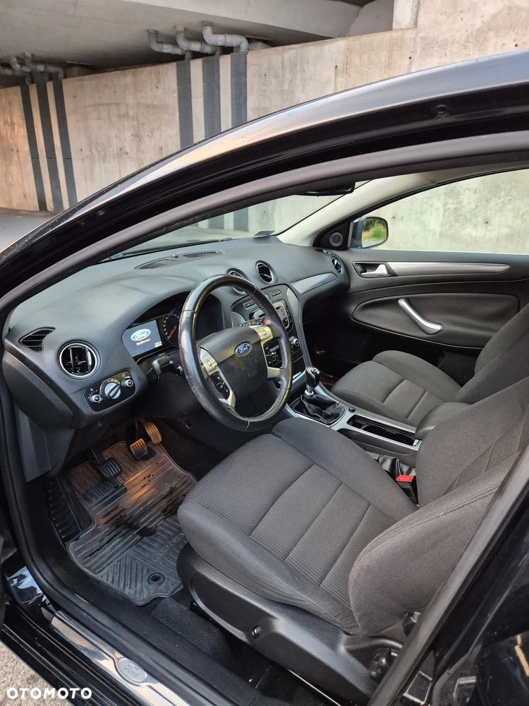 Ford Mondeo 1.6 T Titanium - 9
