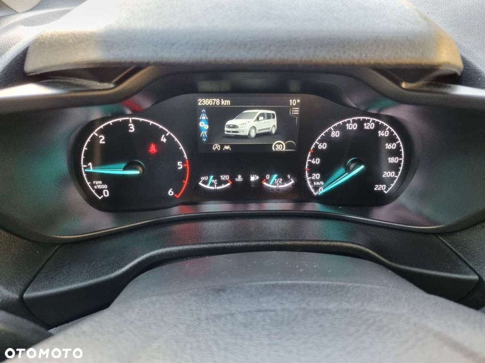 Ford Tourneo Connect Grand - 10