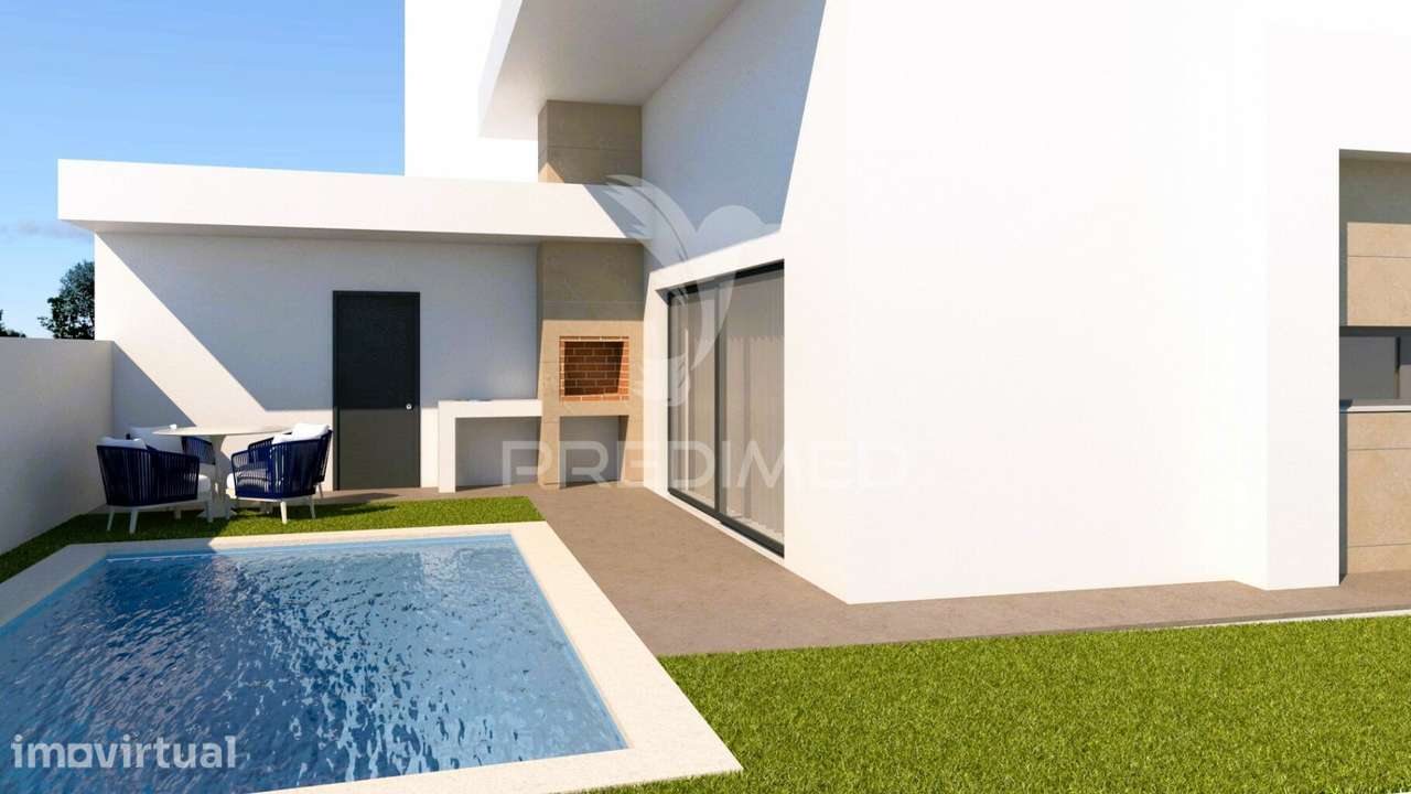 Piscina: 5 X 2,70m, Suíte c/ Closet, Garagem, - Grande imagem: 4/20