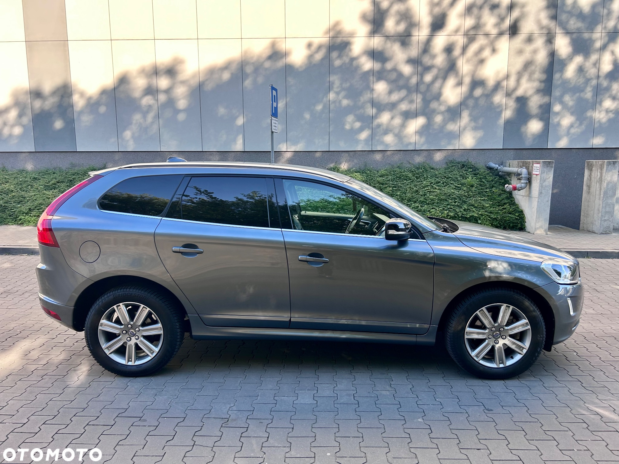 Volvo XC 60 D3 Drive-E Momentum - 16