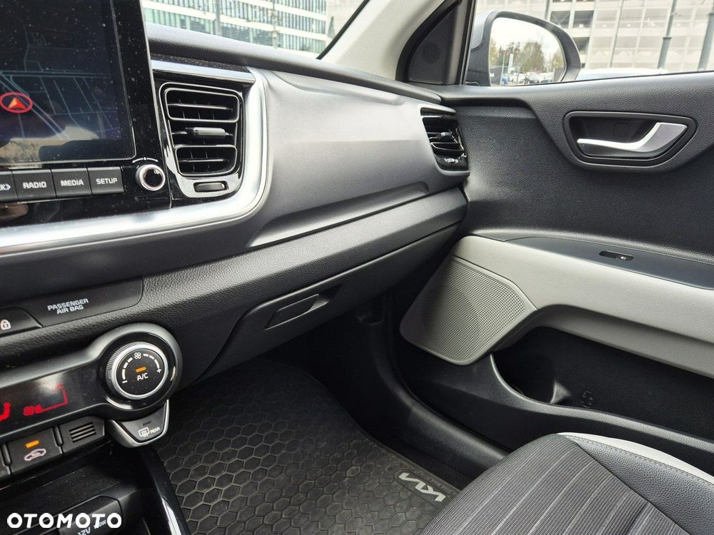 Kia Stonic 1.0 T-GDI L - 31