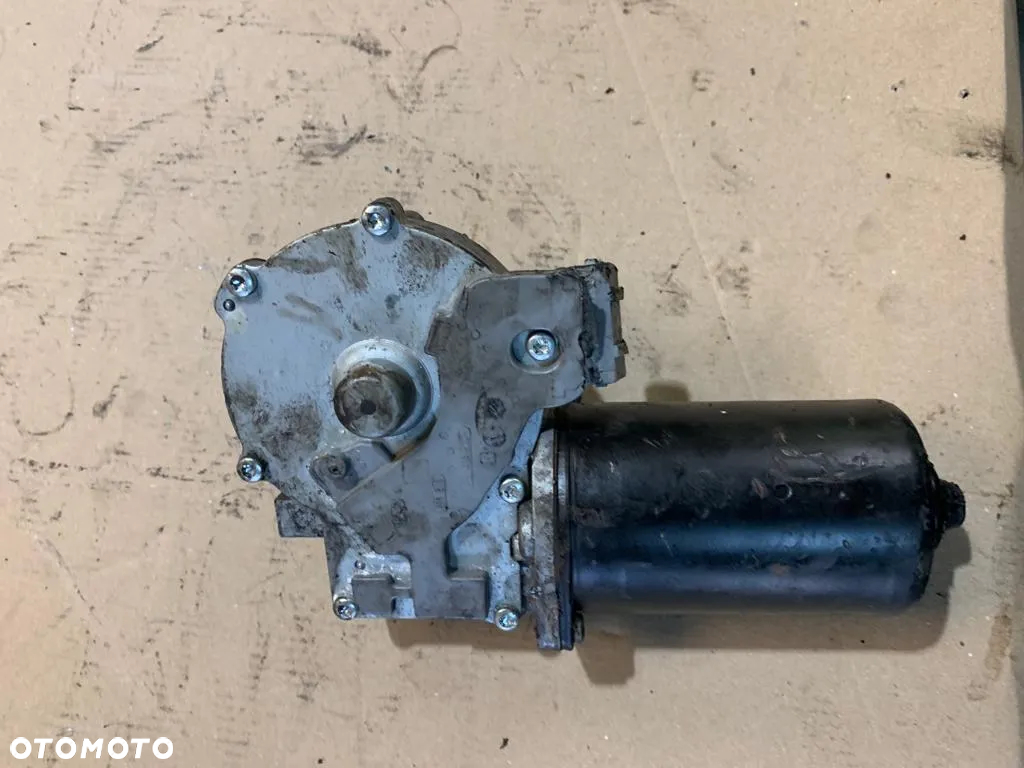 Silnik wycieraczek VALEO 81264016144 do ciągnika siodłowego MAN TGX 24V 37939 - 2